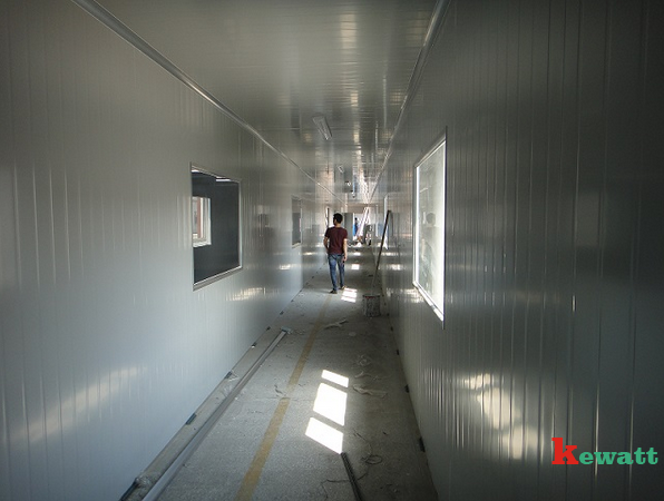 實驗室圍房窗戶裝修現場