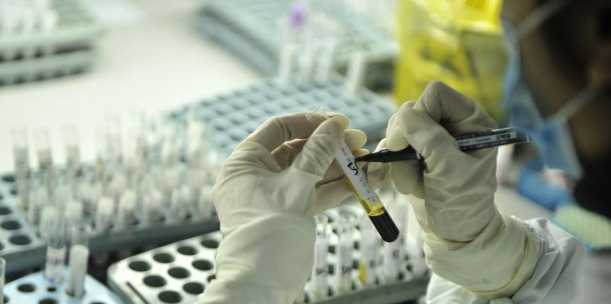 PRC產物分析工作人員